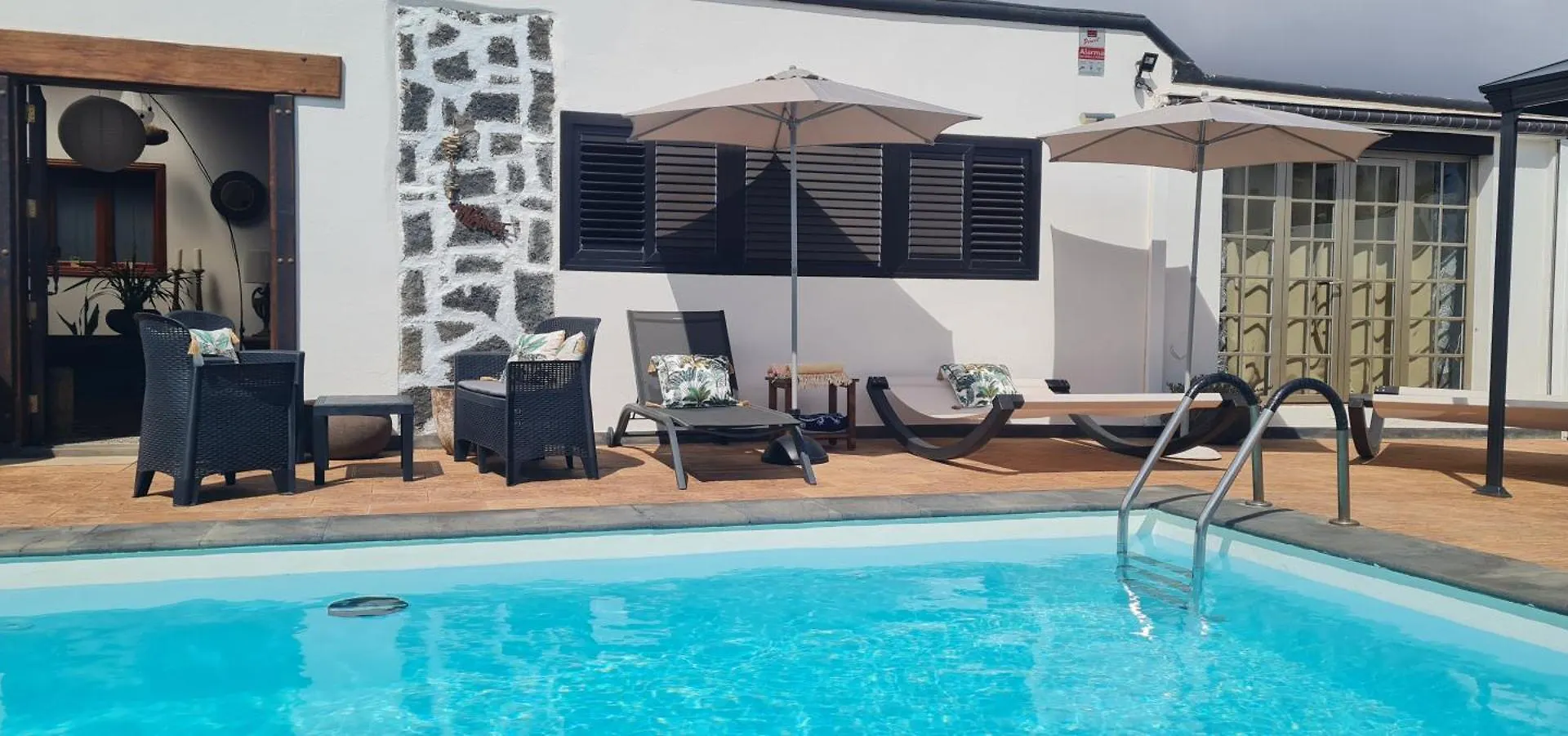 Boutique Boho Glam Villa With Private Pool contacts